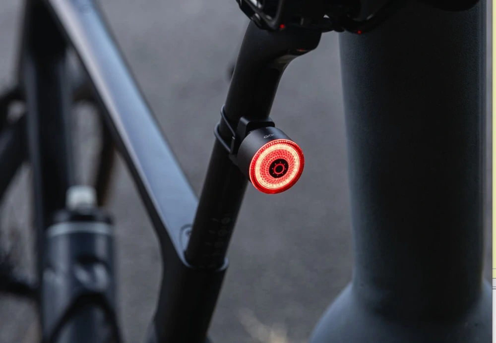 Světlo zadní GACIRON LOOP 100 Carbon